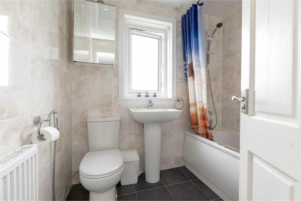 Edinburgh Villa 3 Bed Rooms House In Edinburgh - Private Parking Екстер'єр фото
